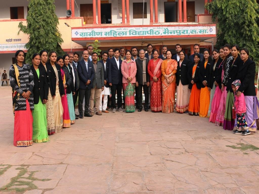 शिक्षा ही परिवर्तन का आधार है